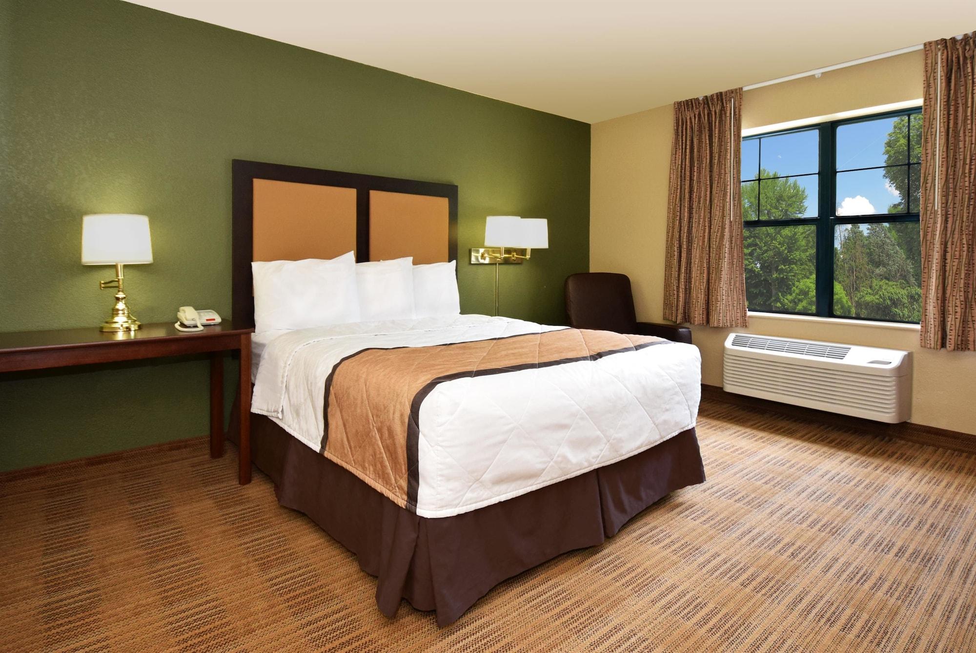 Extended Stay America Suites - Santa Barbara - Calle Real Голета Экстерьер фото