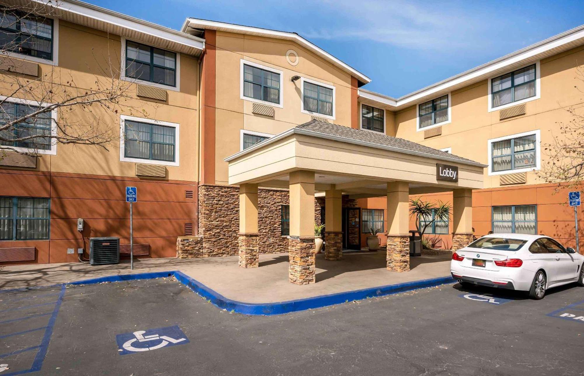 Extended Stay America Suites - Santa Barbara - Calle Real Голета Экстерьер фото